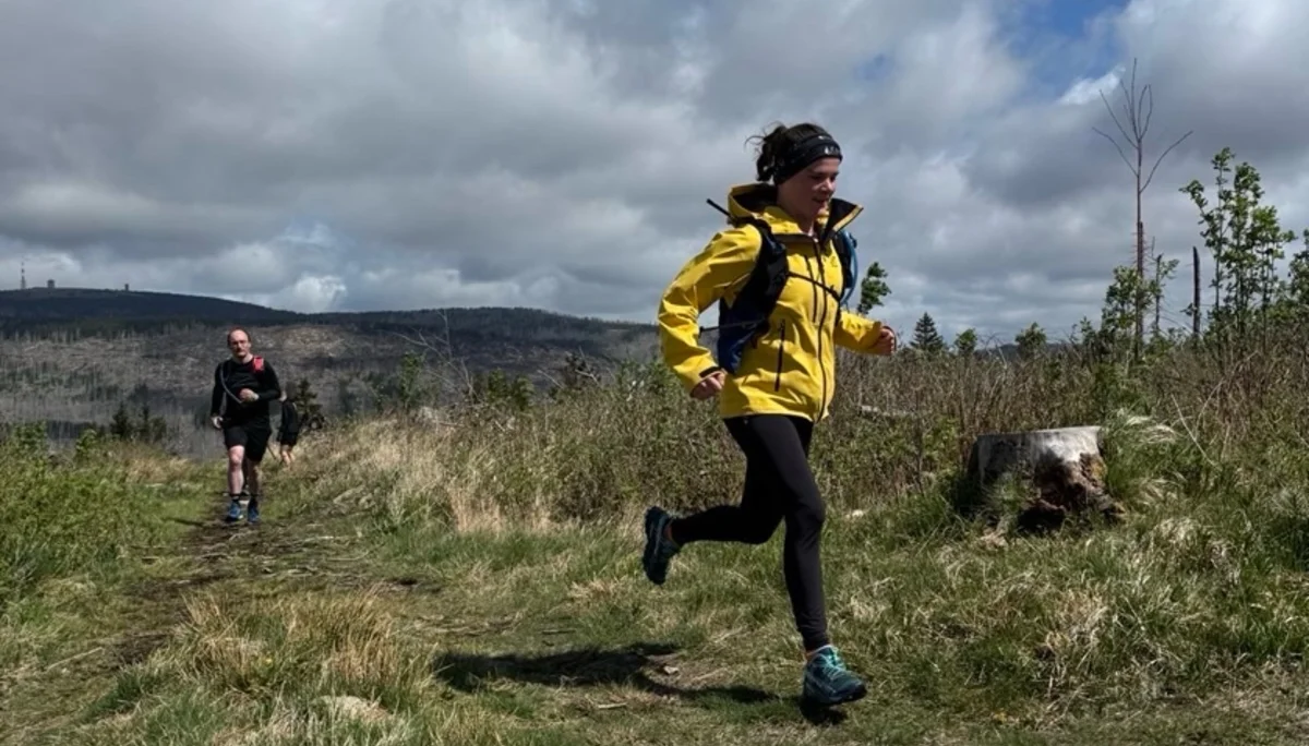 Läuferin beim Techniktraining der Trailrunninggruppe | © Tom Engel